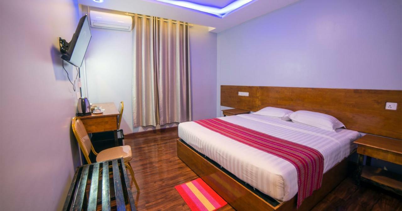 Bagan Hmwe Hotel Exterior photo