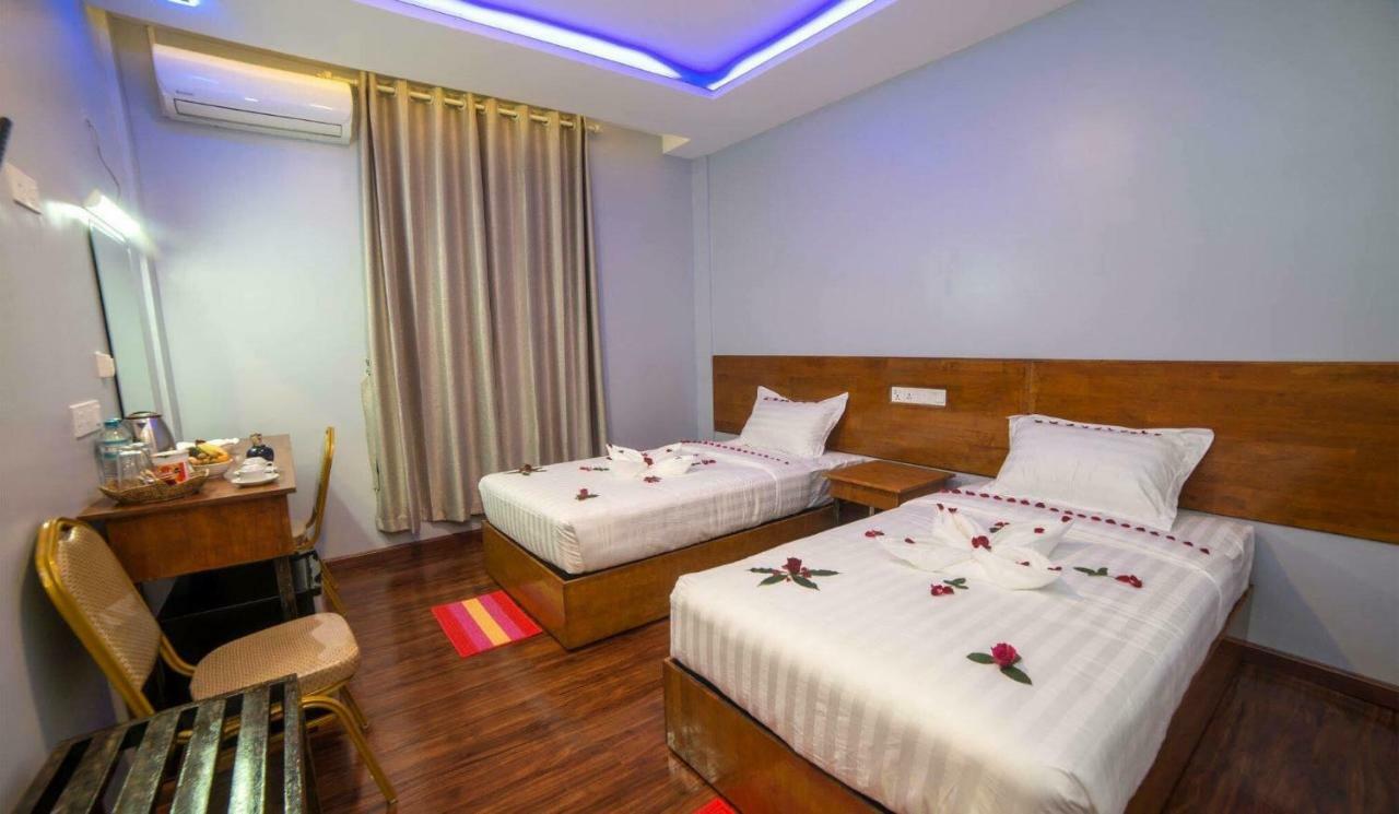 Bagan Hmwe Hotel Exterior photo
