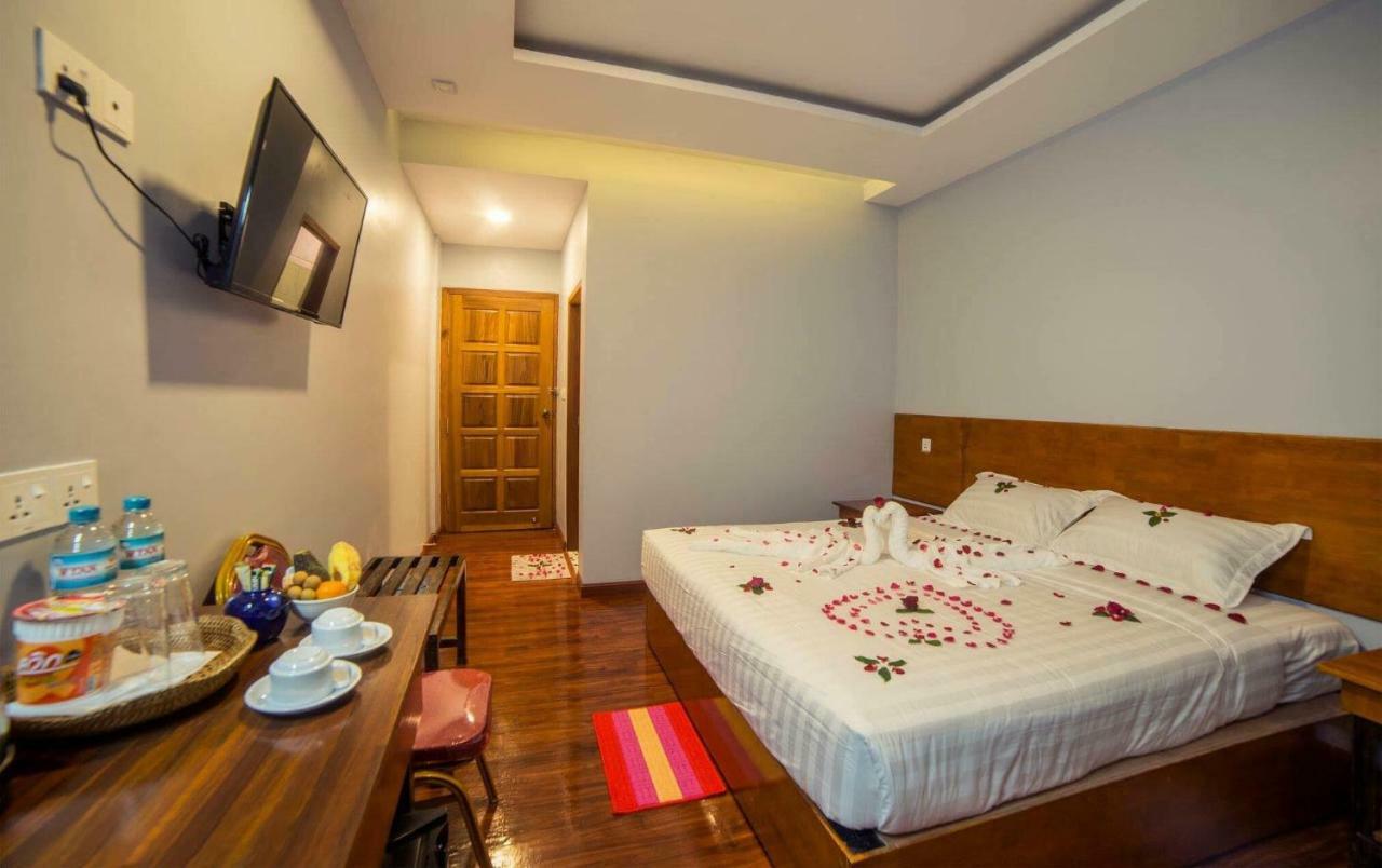 Bagan Hmwe Hotel Exterior photo